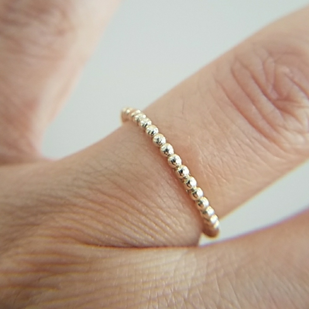 10k Solid Yellow Gold cable Stackable Wedding Band - Picture 4 of 8